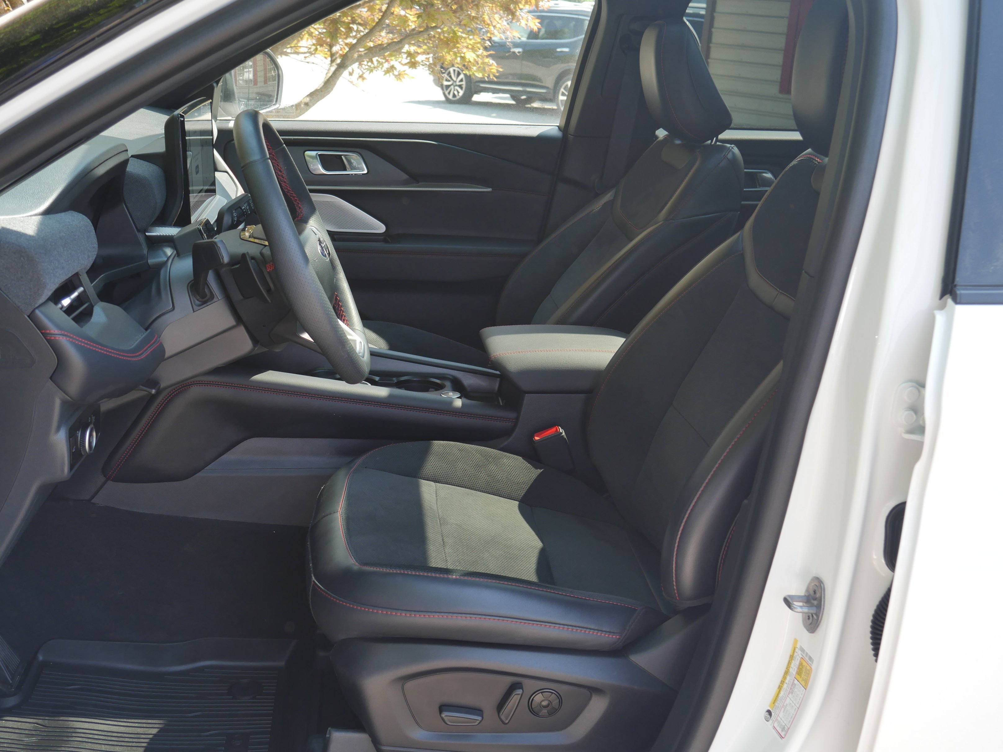 Certified Used 2025 White Ford ST image 3