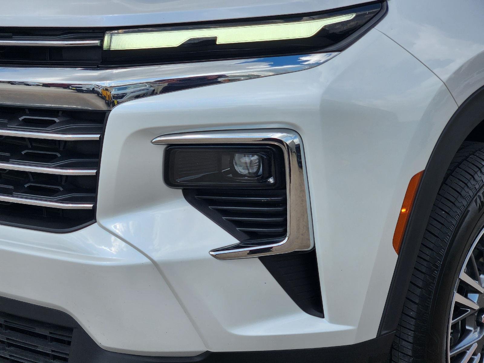2025 Chevrolet Traverse LT - Photo 8