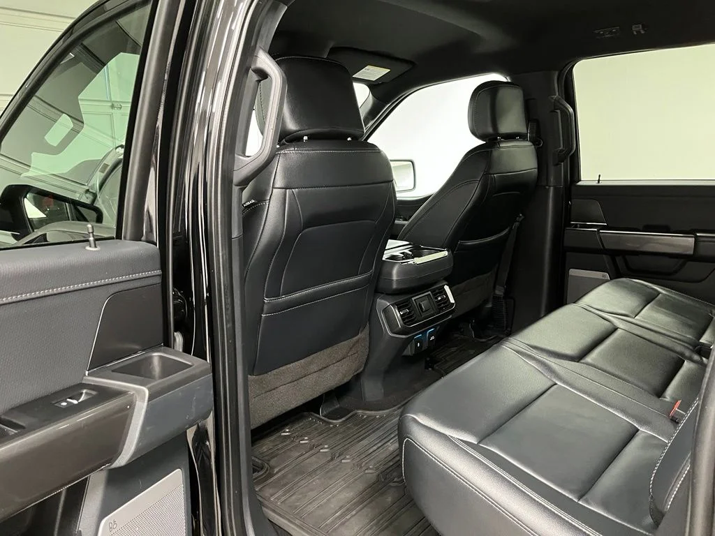 Used 2023 Black Ford XLT image 44