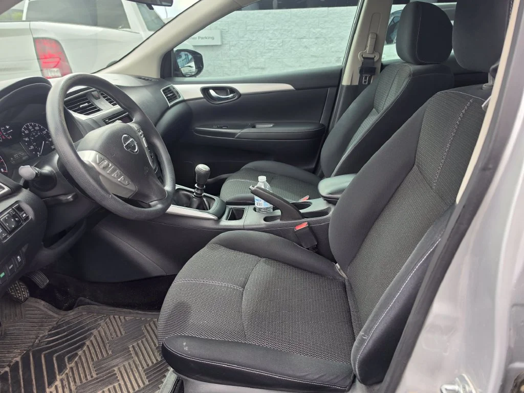 Used 2017 Silver Nissan S image 14