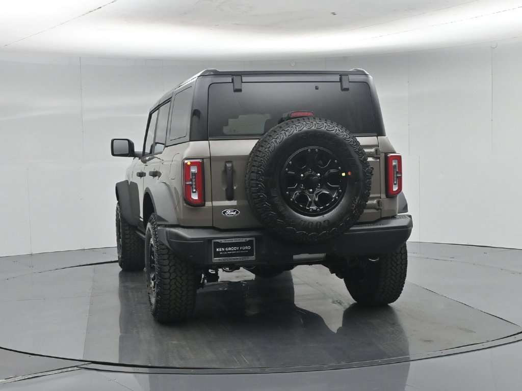 New 2026 Marsh Gray Ford Badlands image 54