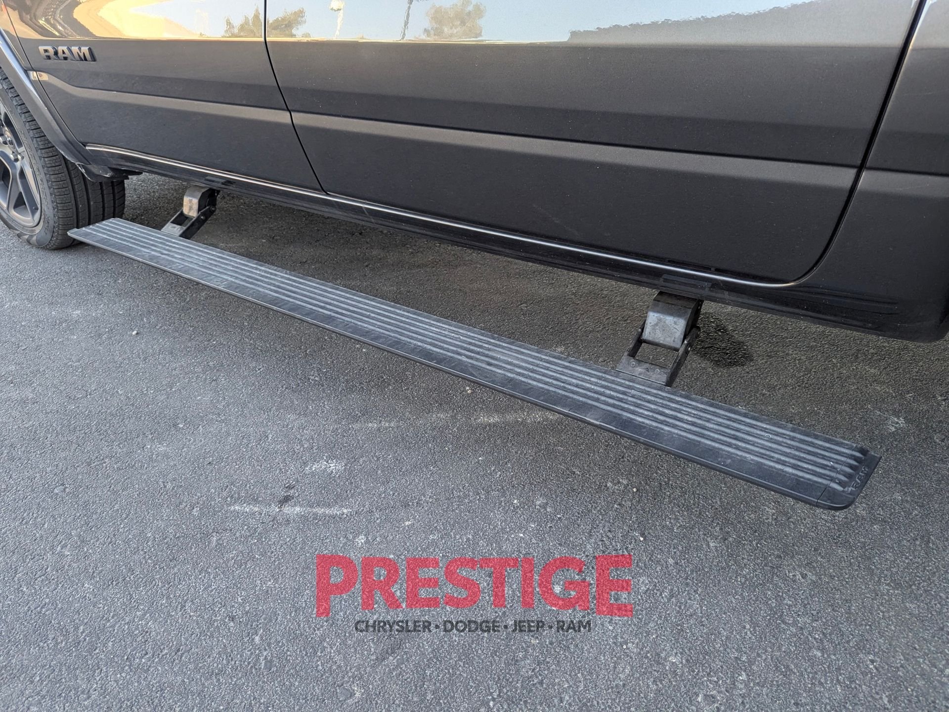 New 2026 Granite Crystal Metallic Clear-Coat Exterior Paint RAM Laramie image 9