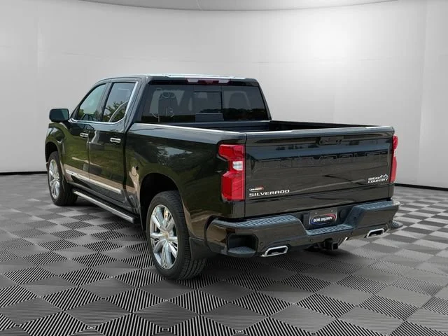 New 2026 Black Chevrolet High Country image 3