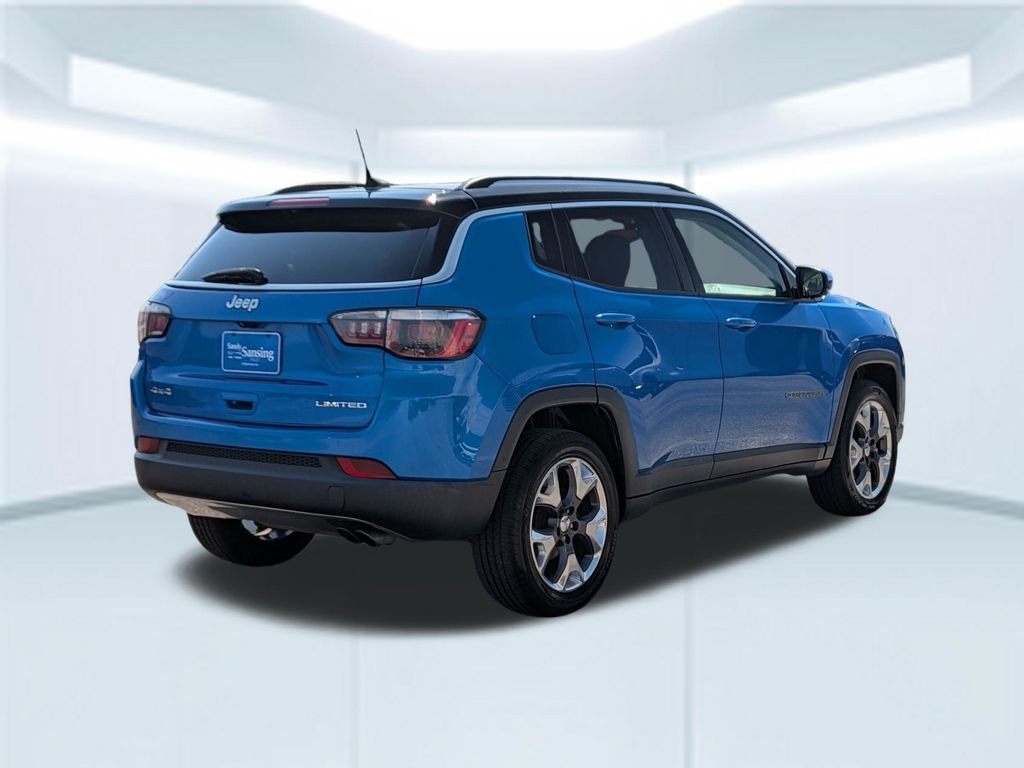 Used 2018 Blue Jeep Limited image 6
