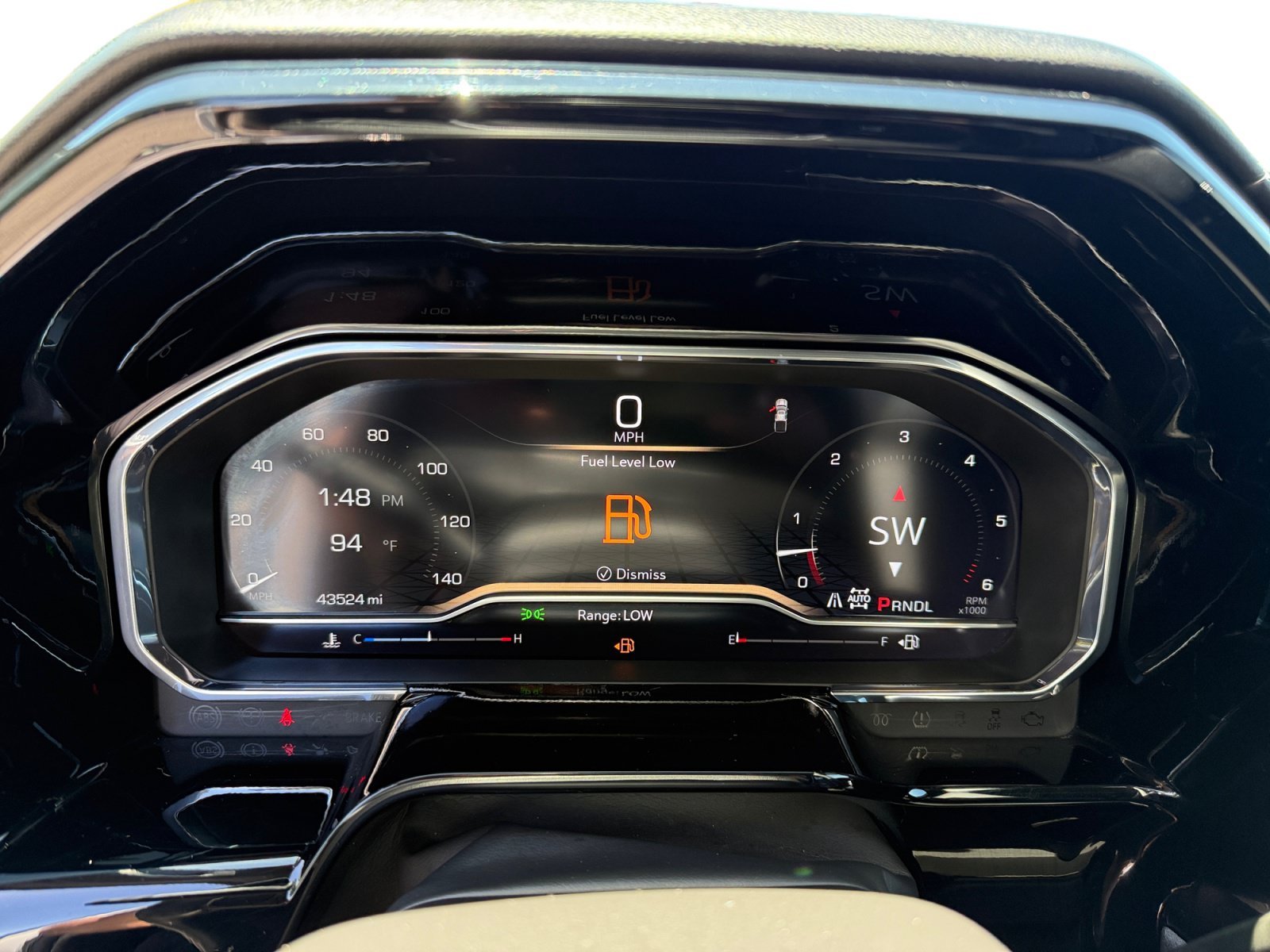 Used 2024 Summit White GMC SLT image 11
