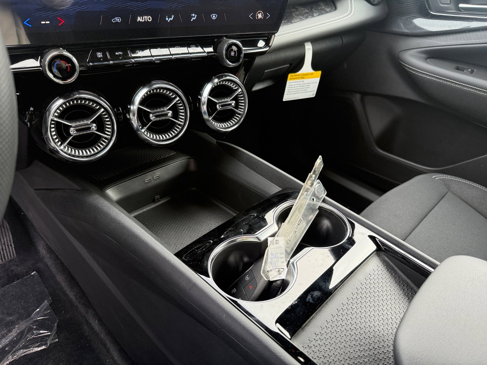 2026 Chevrolet Blazer EV LT - Photo 13