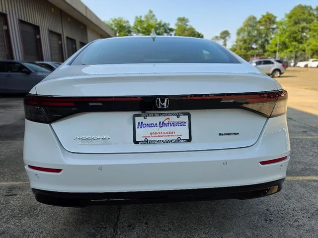 New 2026 Platinum White Pearl Honda EX-L image 5