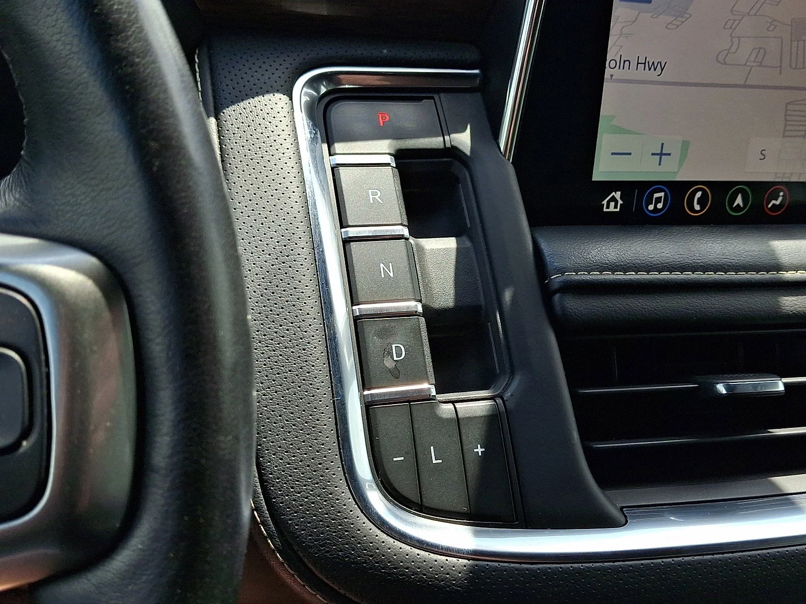 Used 2021 Black Chevrolet Premier image 15