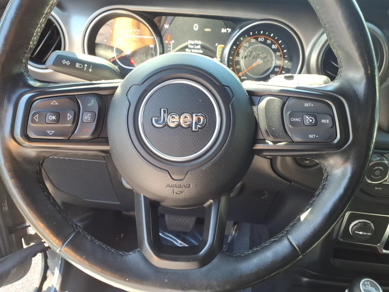 Used 2020 GRAY Jeep Sport S image 23