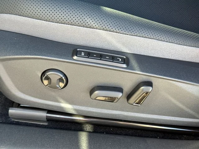 New 2026 Pure Gray Volkswagen Pro S image 37