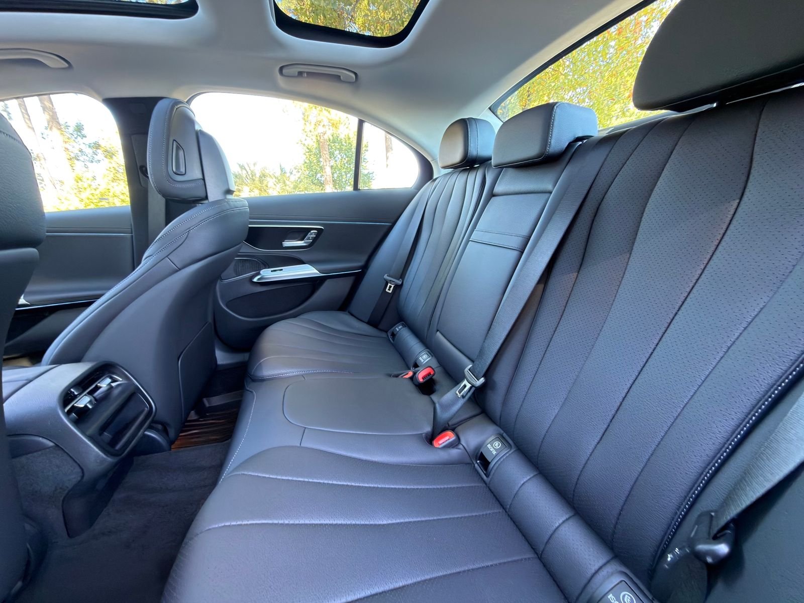 New 2026 Graphite Gray Metallic Mercedes-Benz E 350 image 14
