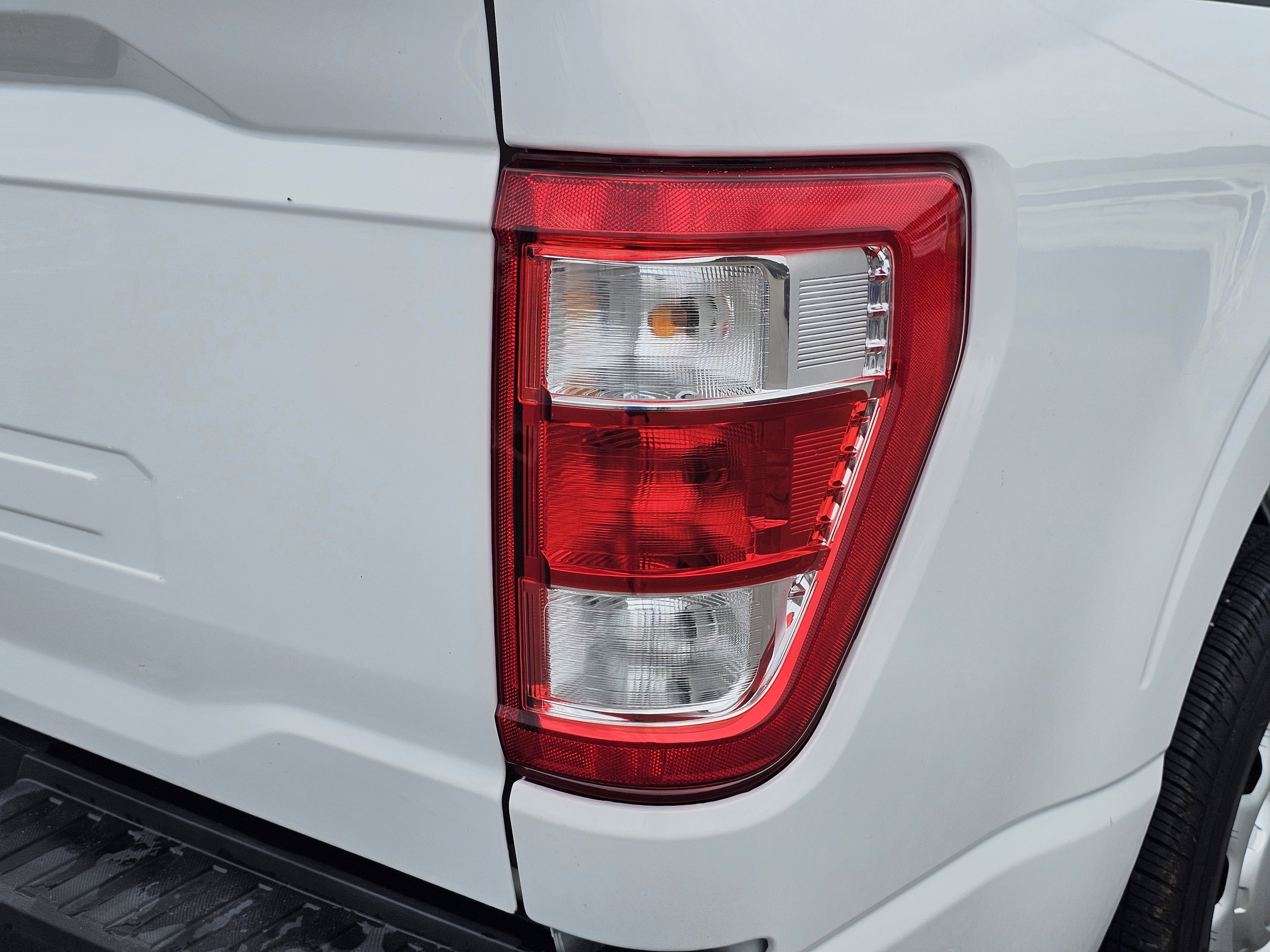 2021 Ford F-150 XL - Photo 10