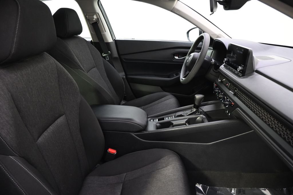 Used 2024 Crystal Black Pearl Honda EX image 16