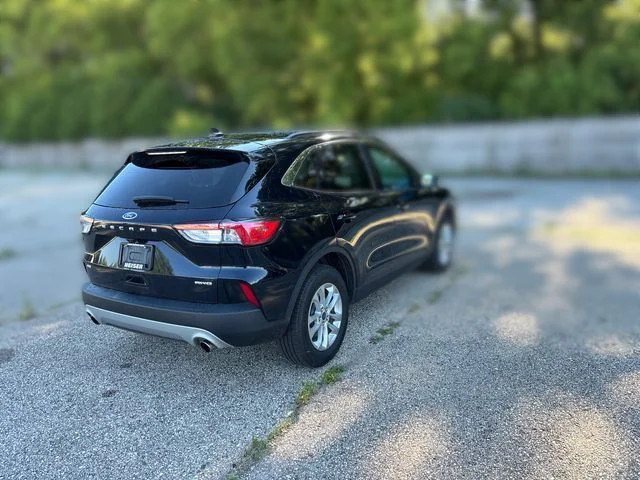 Used 2015 Black Ford Titanium image 13