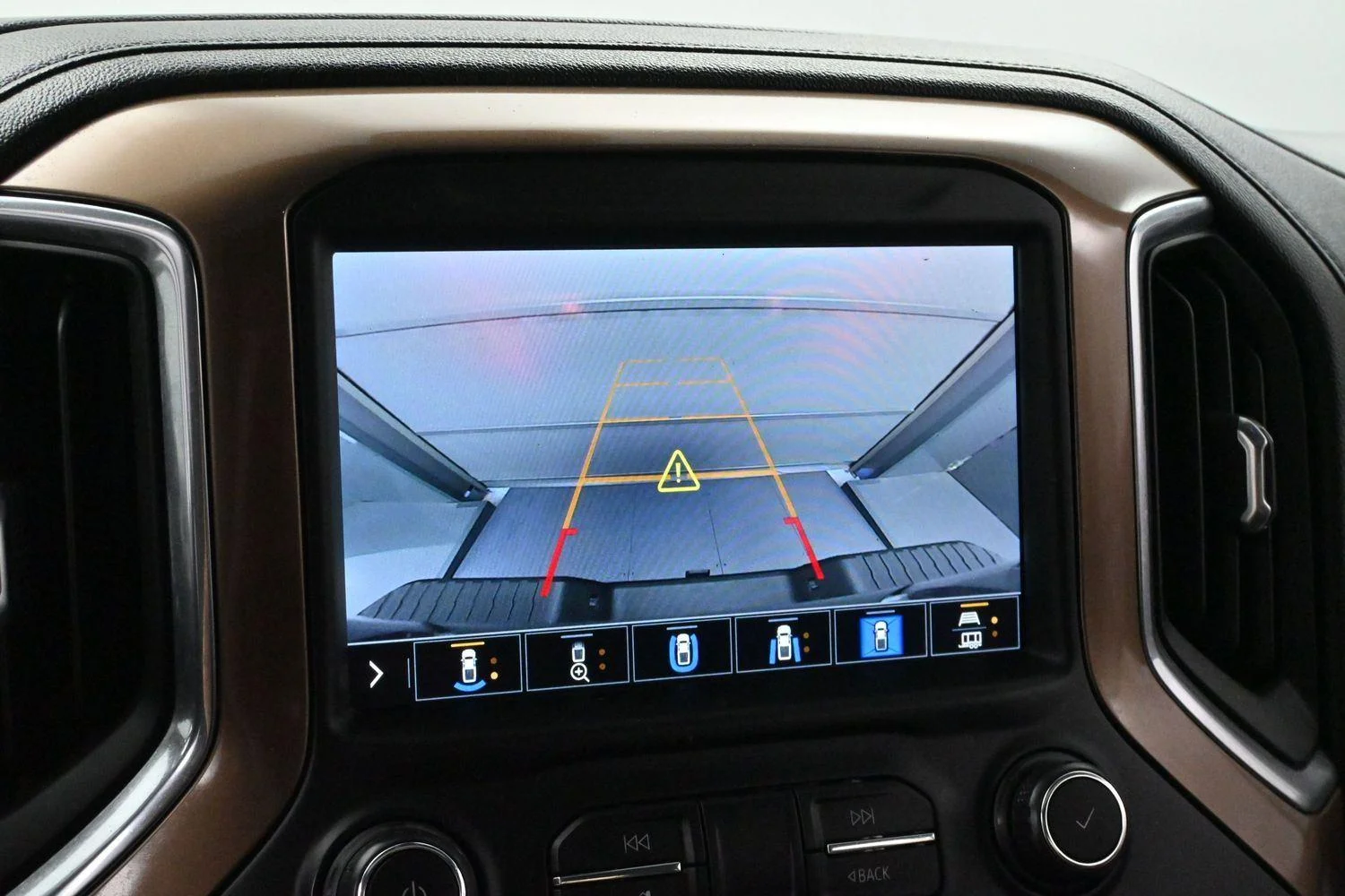 Used 2021 Black Chevrolet High Country image 20