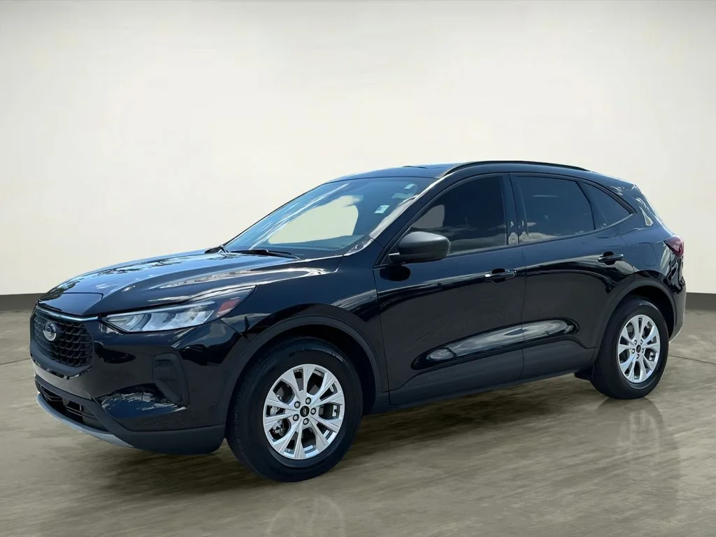 Used 2025 Black Ford Active image 2