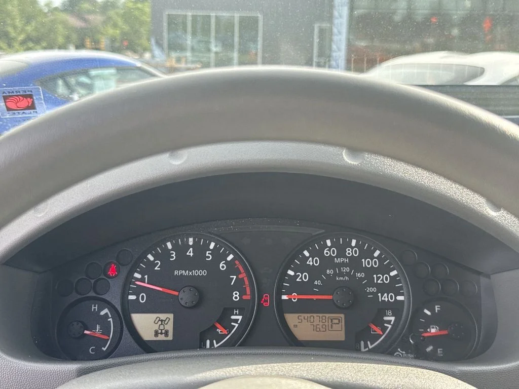 Used 2019 Gray Nissan SV image 15