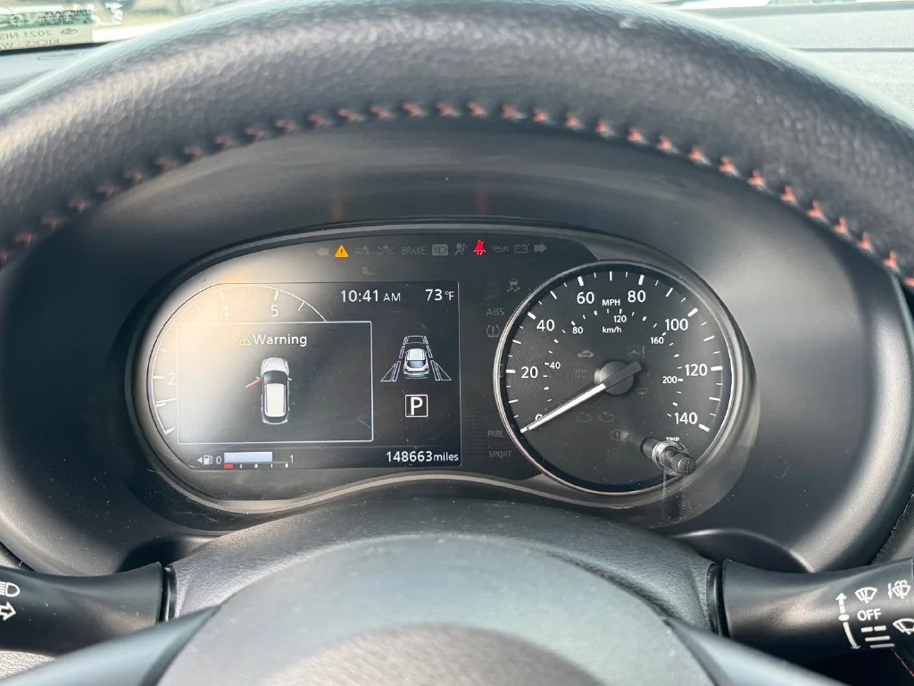 Used 2021 White Nissan SR image 20