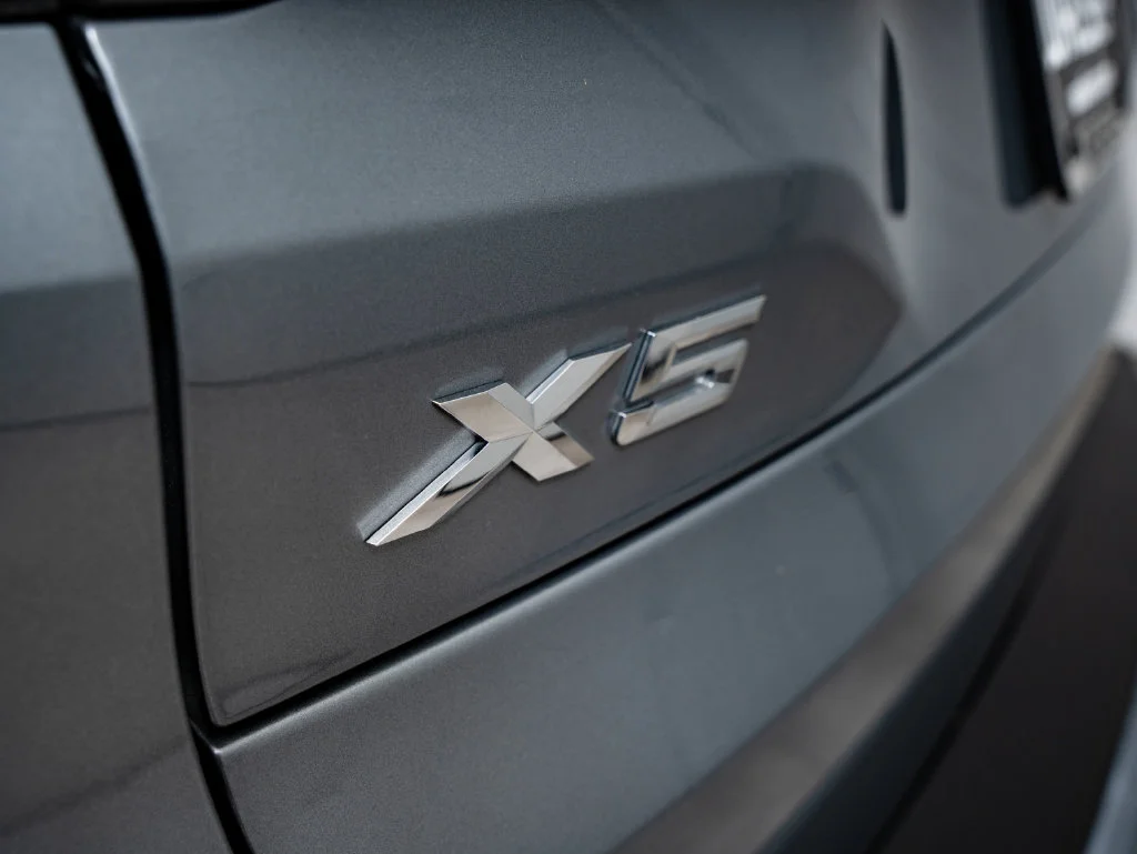 Used 2024 Skyscraper Gray Metallic BMW xDrive40i image 16
