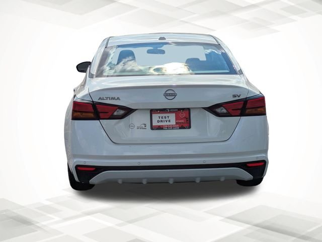 Used 2023 White Nissan 2.5 SV image 5