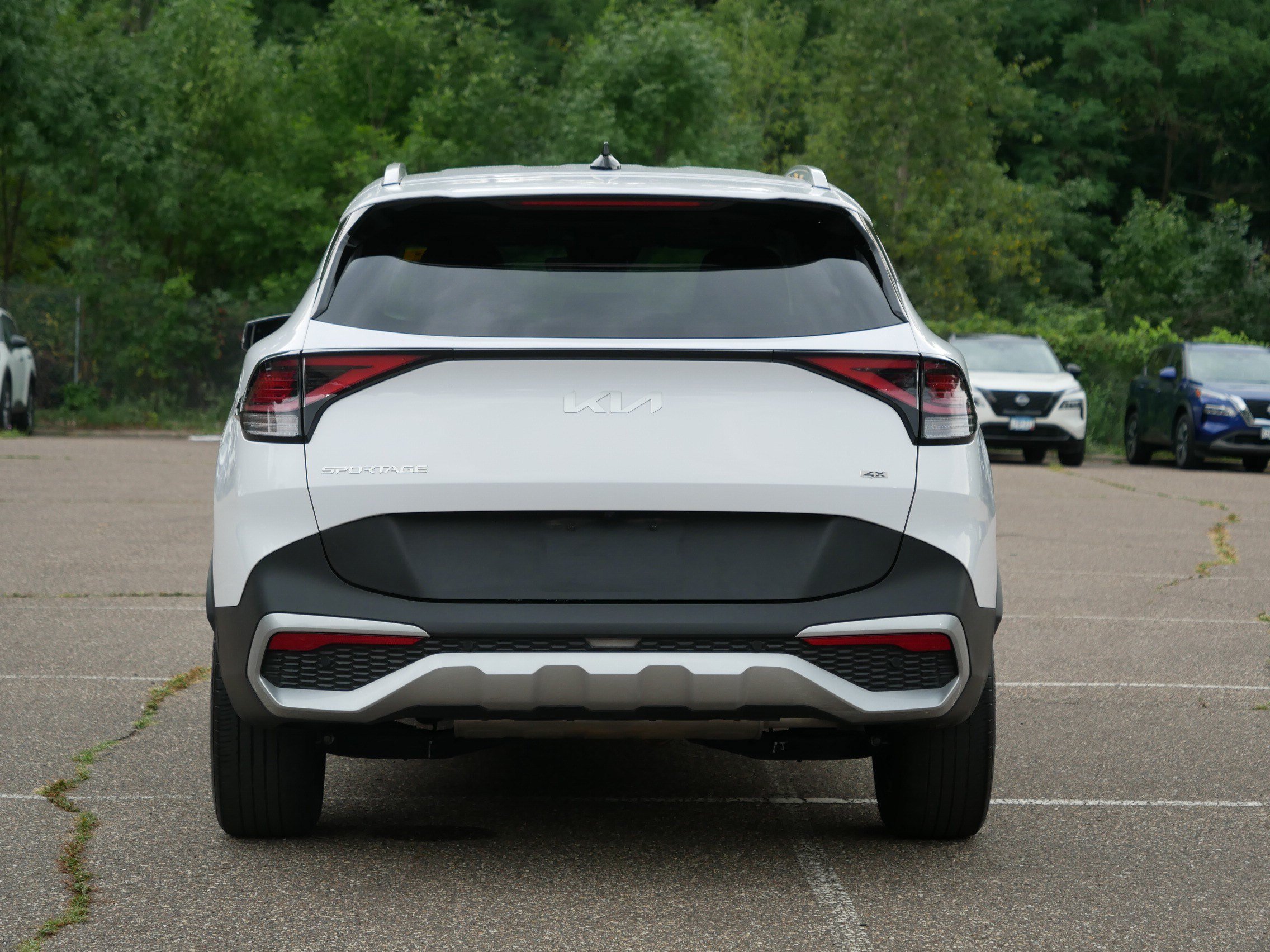 Used 2024 Glacial White Pearl Kia EX image 6
