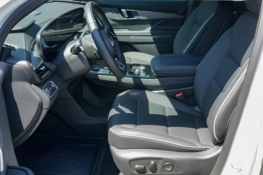 2026 Buick Enclave Sport Touring - Photo 10