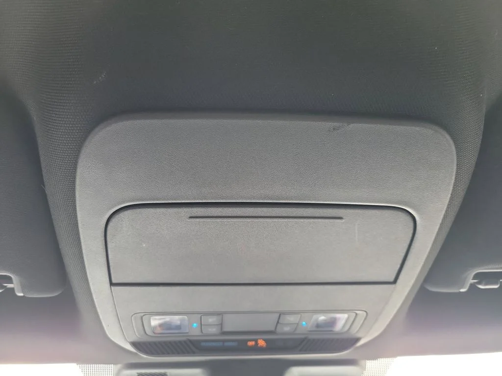 Used 2023 Oxford White Ford XL image 30