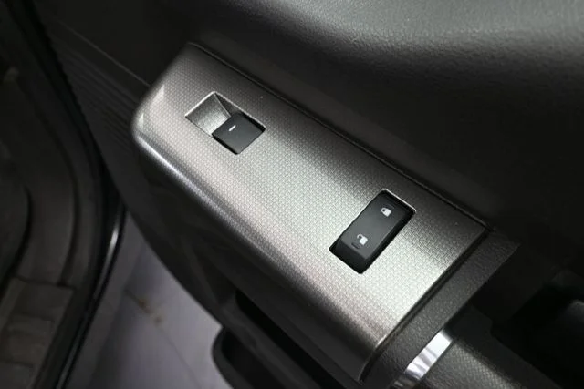 Used 2008 Black Ford FX4 image 33