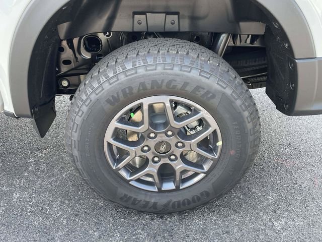 New 2026 Avalanche Ford XLT image 3
