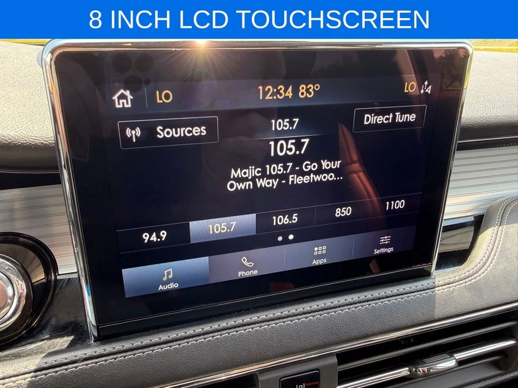 Used 2020 Silver Lincoln Standard image 5