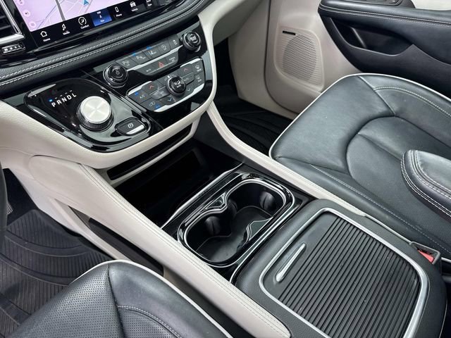 Used 2022 Gray Chrysler Limited image 49