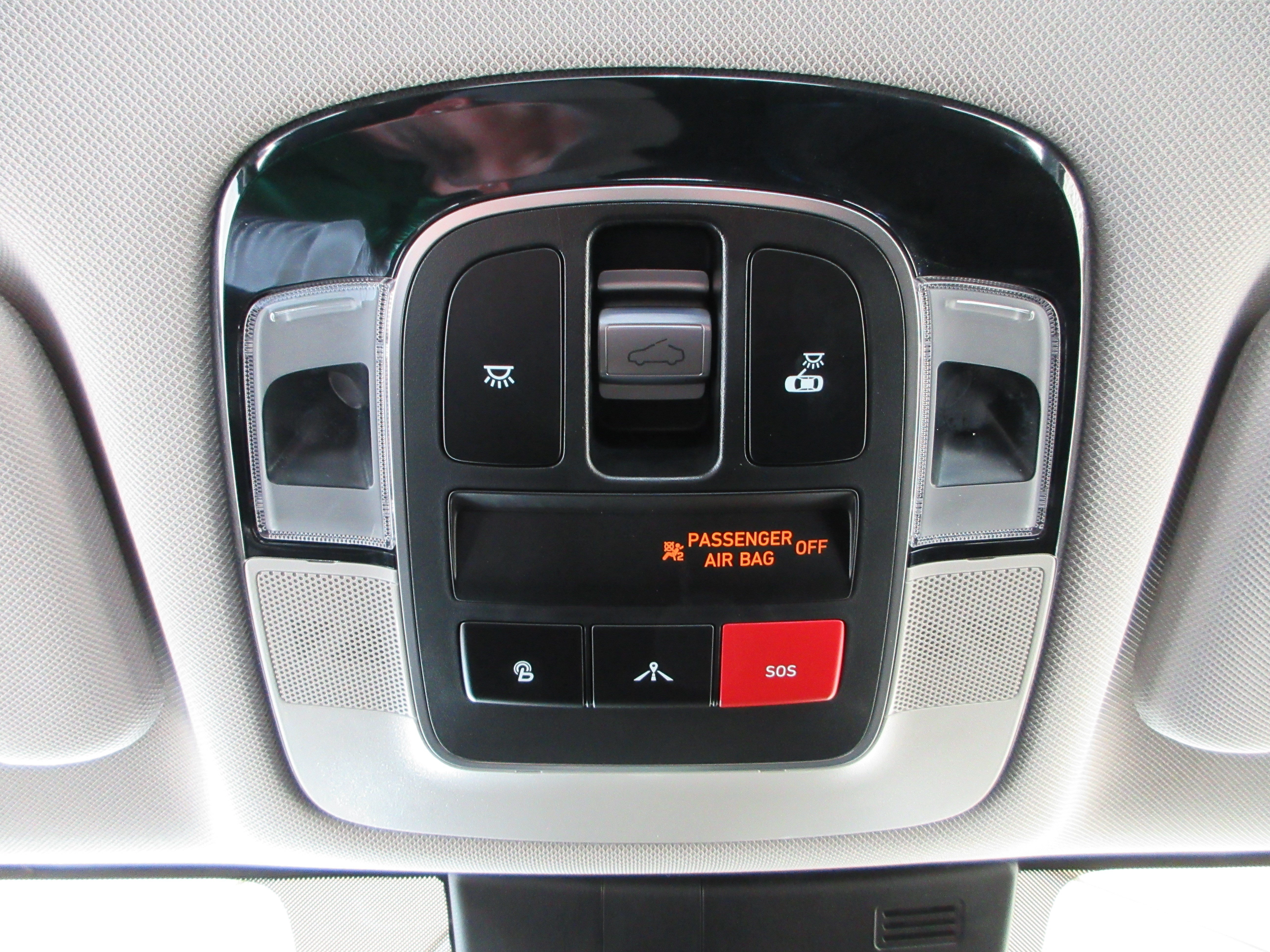 Used 2023 Portofino Gray Hyundai Limited image 18