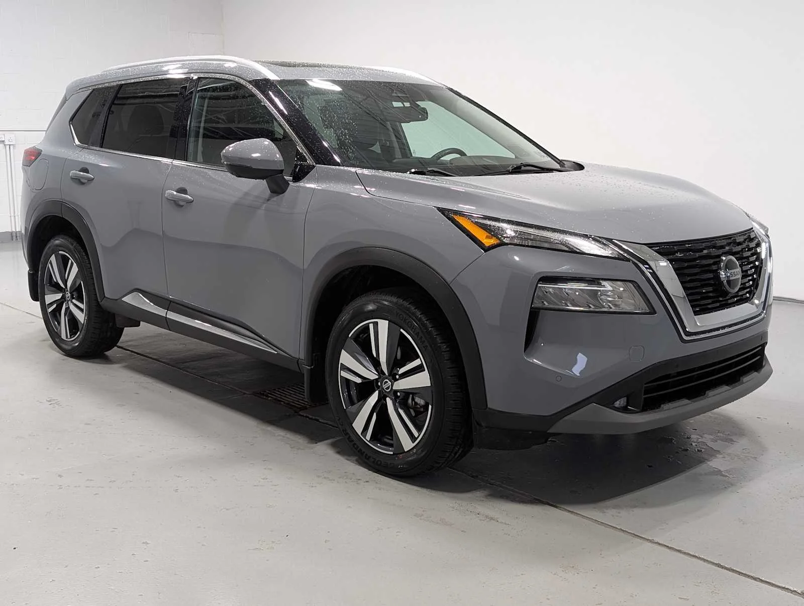 Used 2021 BOULDER GRAY PE Nissan SL image 6