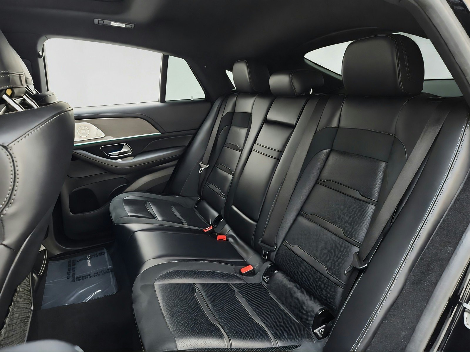 Used 2022 Obsidian Black Metallic Mercedes-Benz AMG® GLE 53 image 27