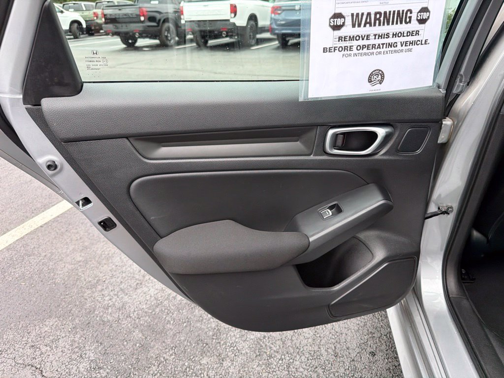 Certified Used 2024 Lunar Silver Metallic Honda LX image 19
