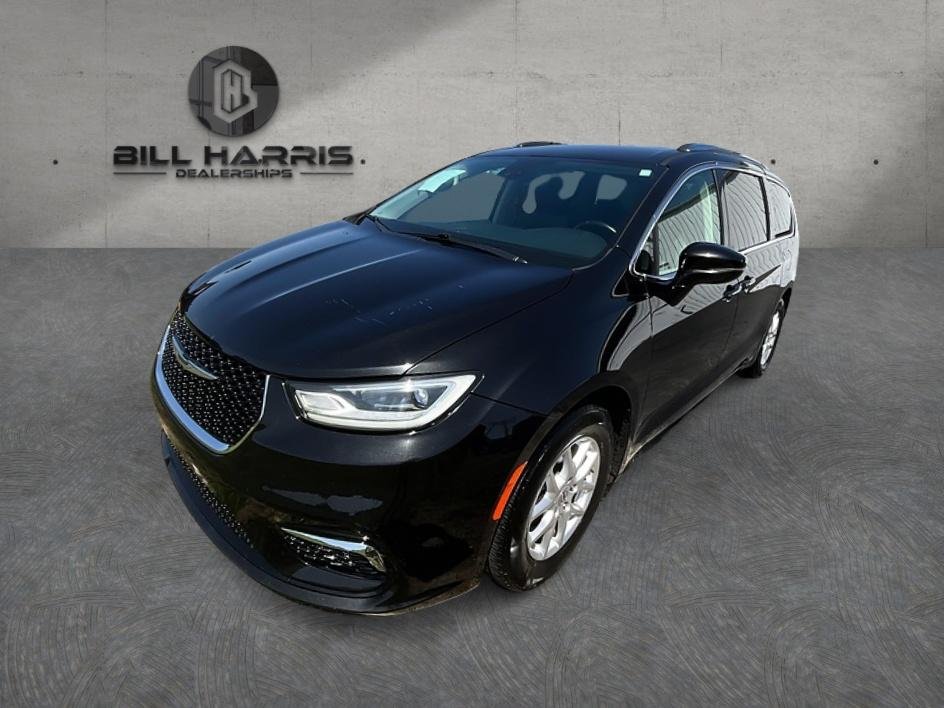 2021 Chrysler Pacifica Touring L's photo