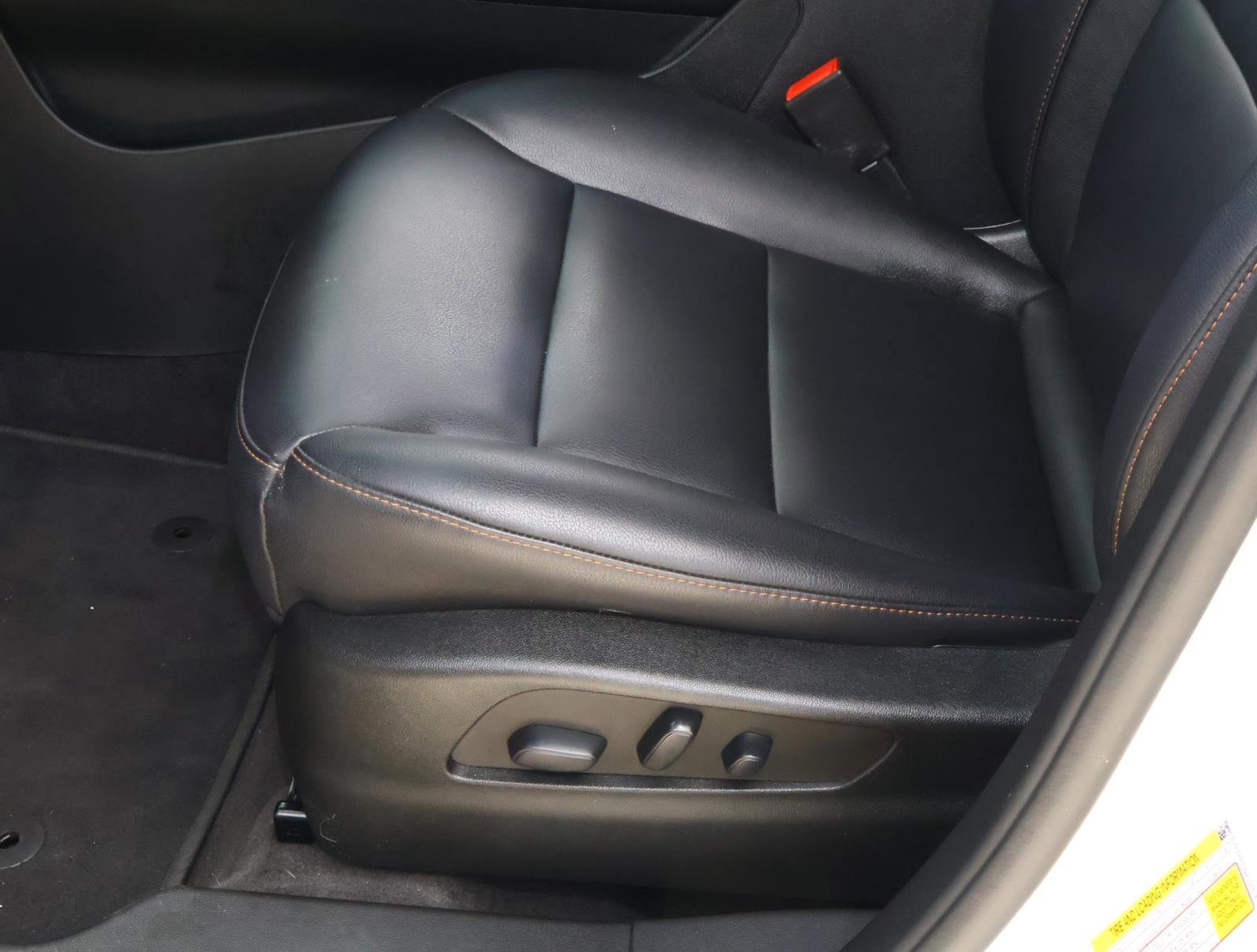 2022 Cadillac XT4 Sport - Photo 19