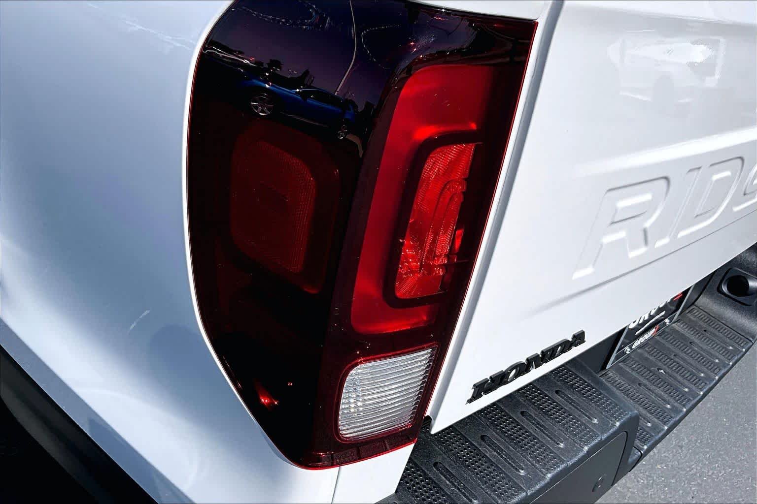 New 2026 Platinum White Pearl Honda TrailSport image 14