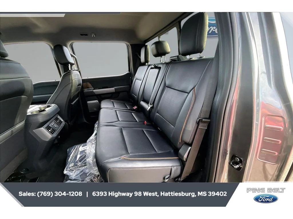 New 2027 Carbonized Gray Metallic Ford F-250® Lariat® image 20
