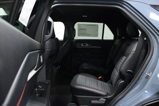 New 2026 Vapor Blue Metallic Ford ST-Line image 37