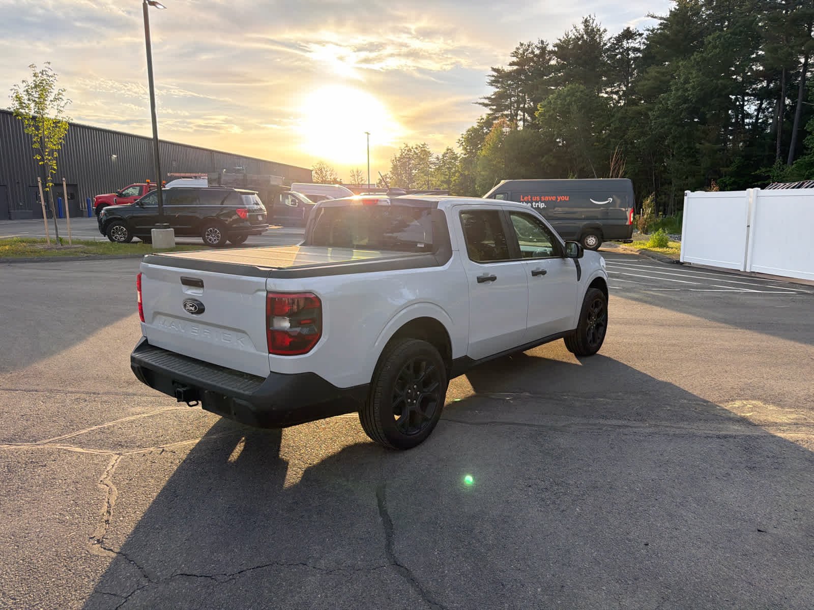 Used 2025 Space White Metallic Ford XLT image 5