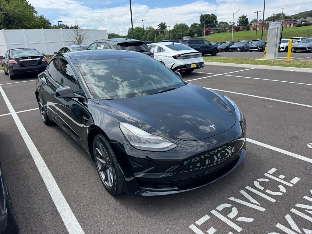 Used 2021 Black Tesla Long Range image 7