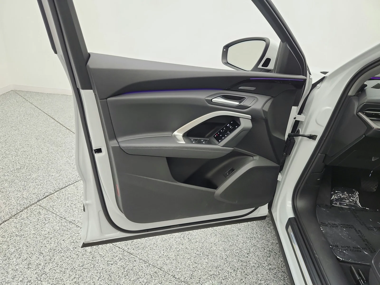Used 2025 Glacier White Metallic Audi Premium Plus image 15