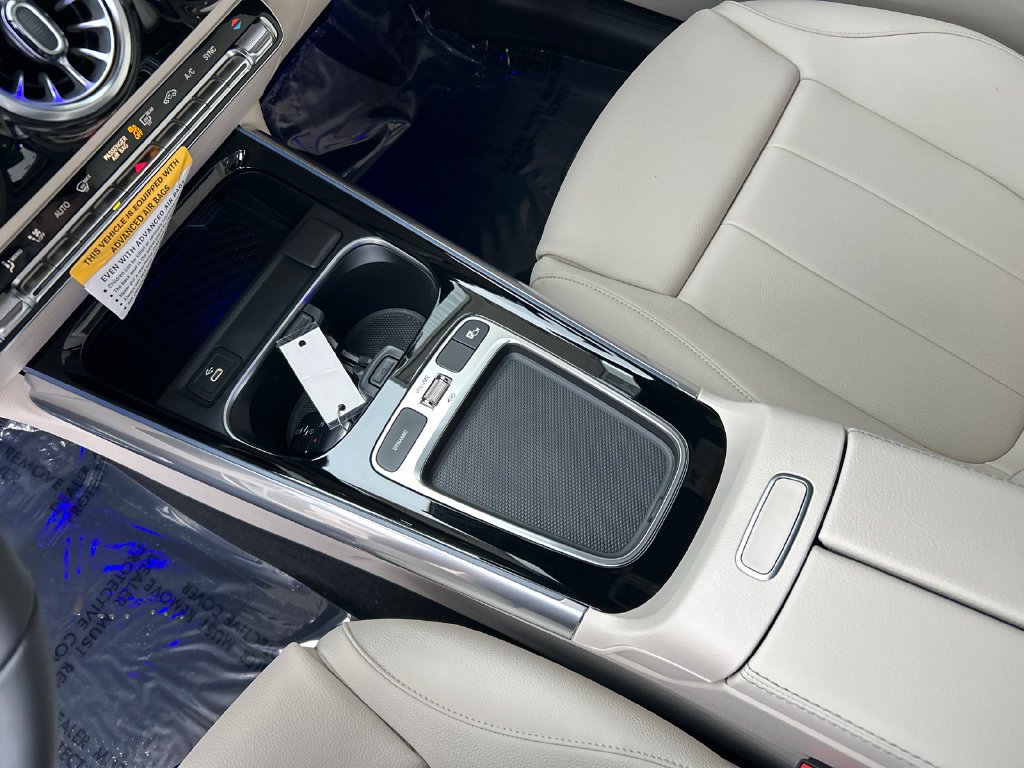New 2026 Polar White Mercedes-Benz GLA 250 image 58