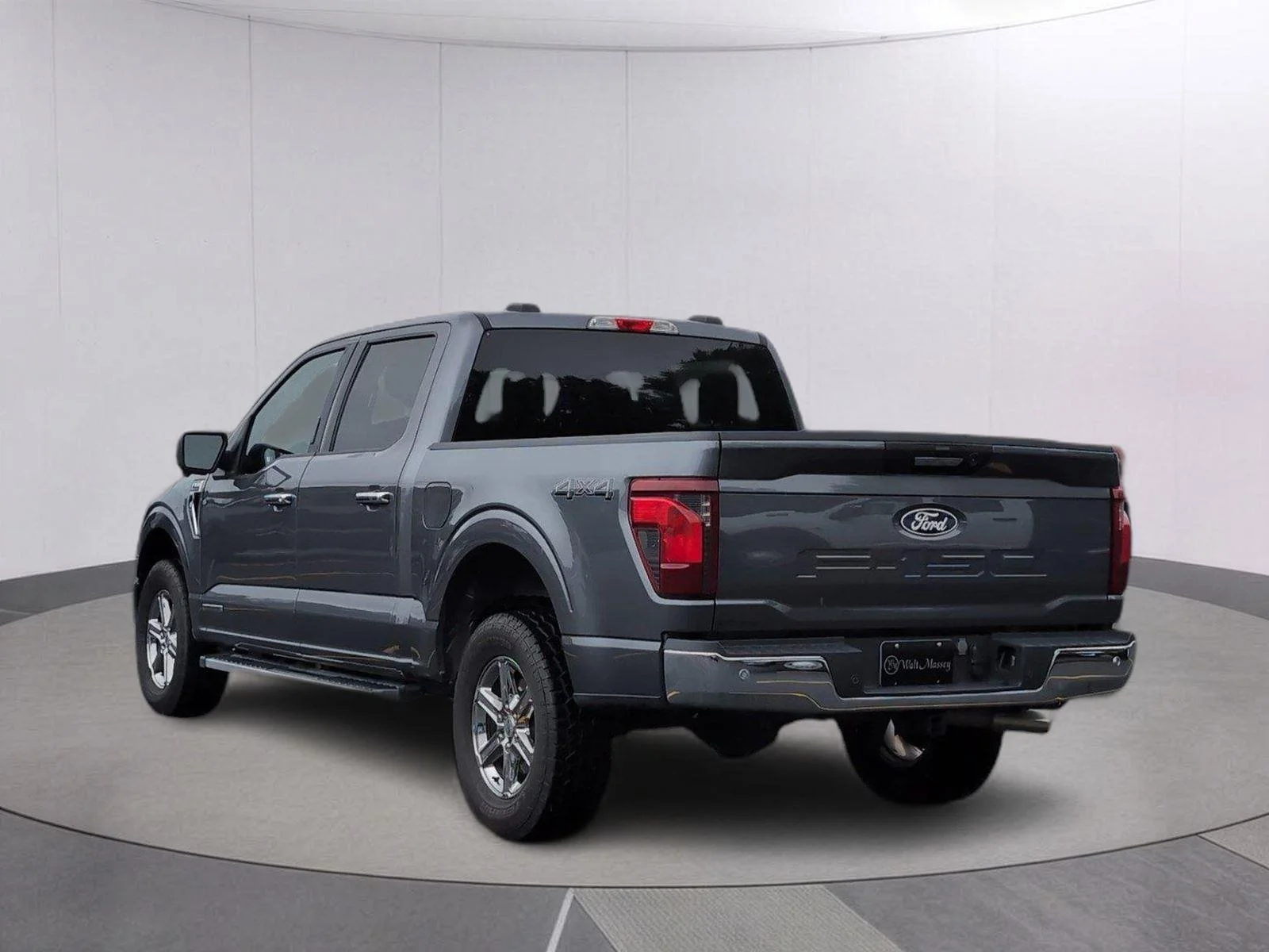 Used 2024 Carbonized Gray Ford XLT image 3