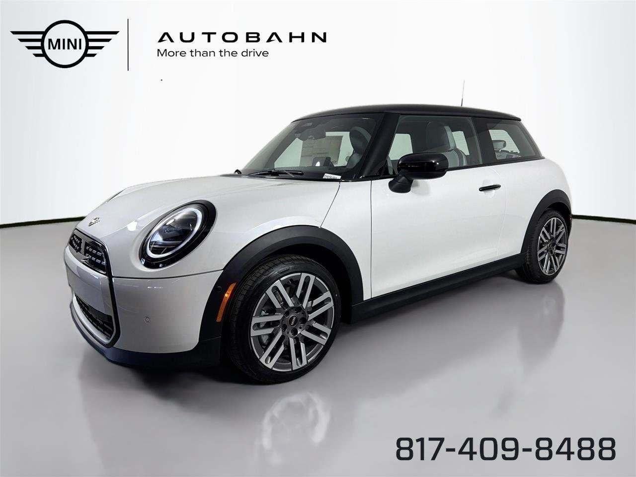 2026 MINI Hardtop's photo