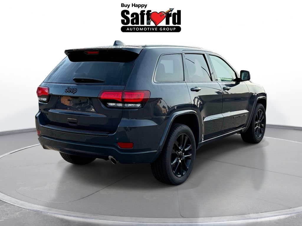 Used 2018 Black Jeep Altitude image 8