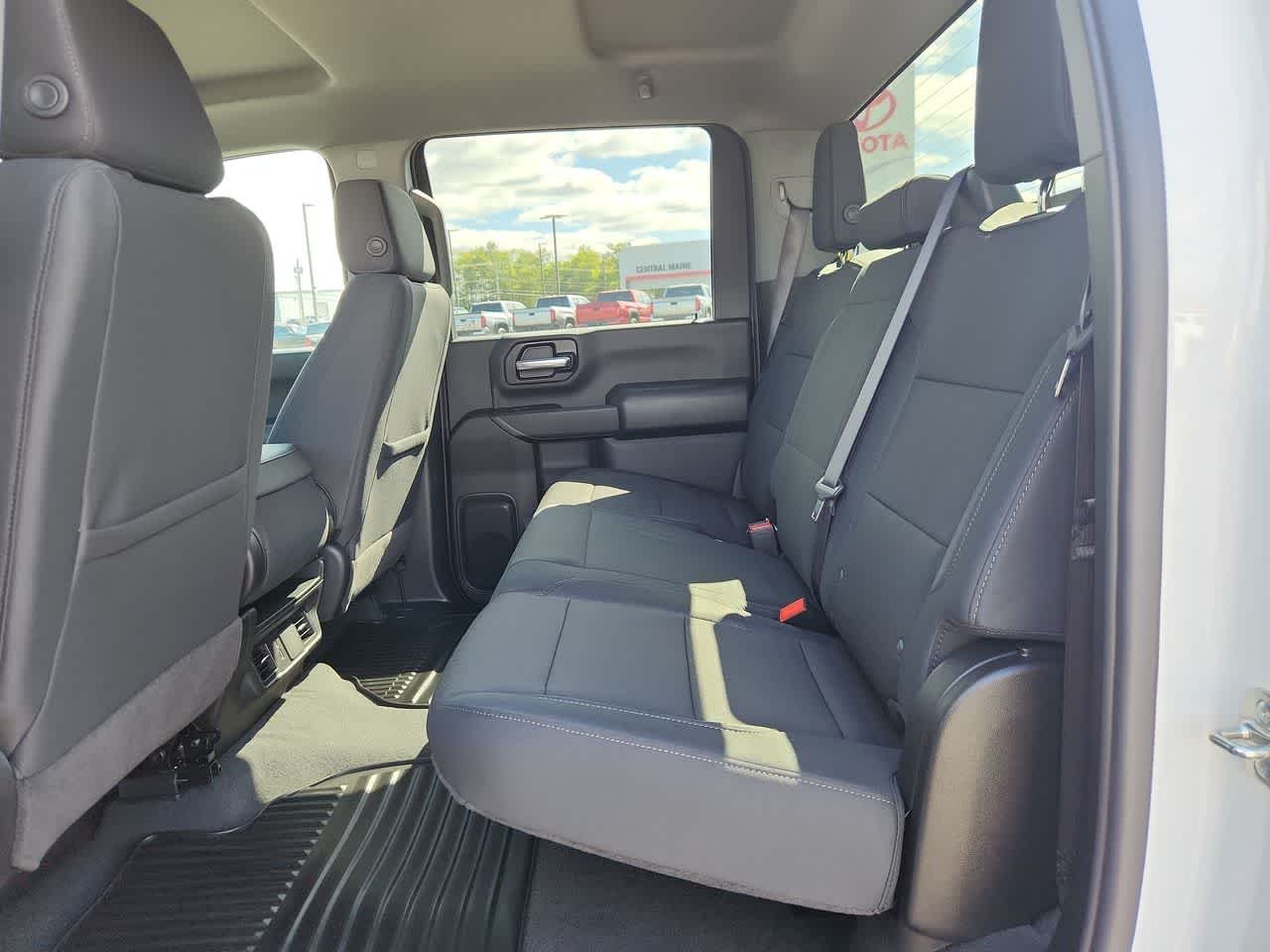 2026 Chevrolet Silverado 2500 HD Custom - Photo 14
