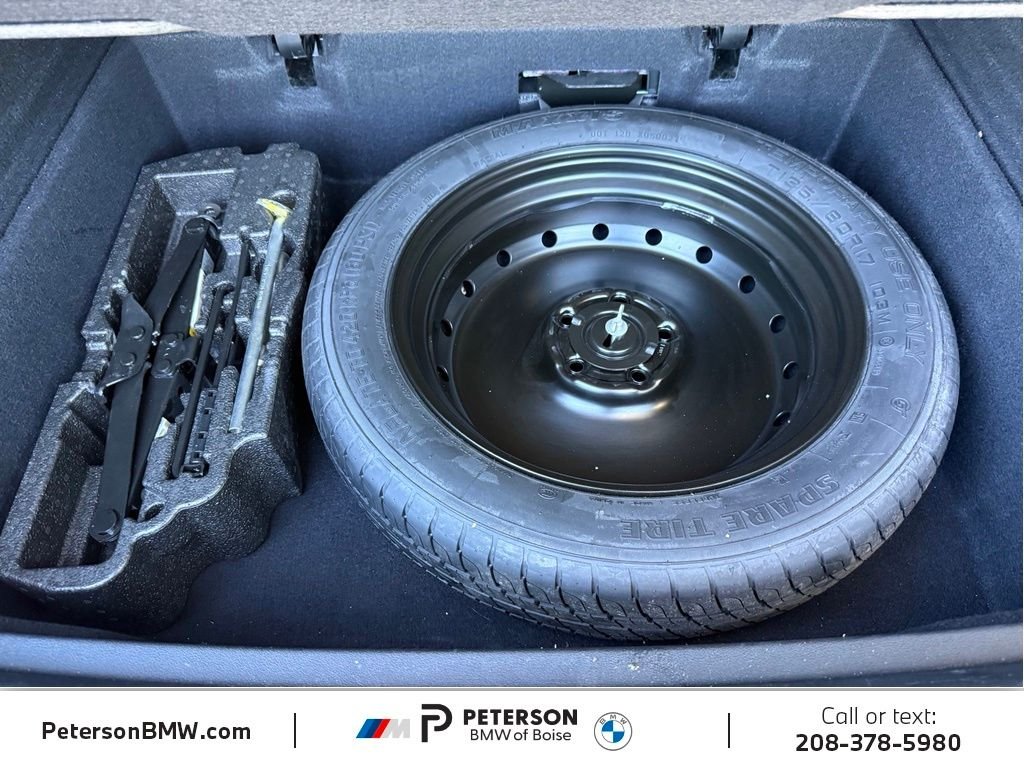 Used 2023 Black BMW xDrive28i image 10