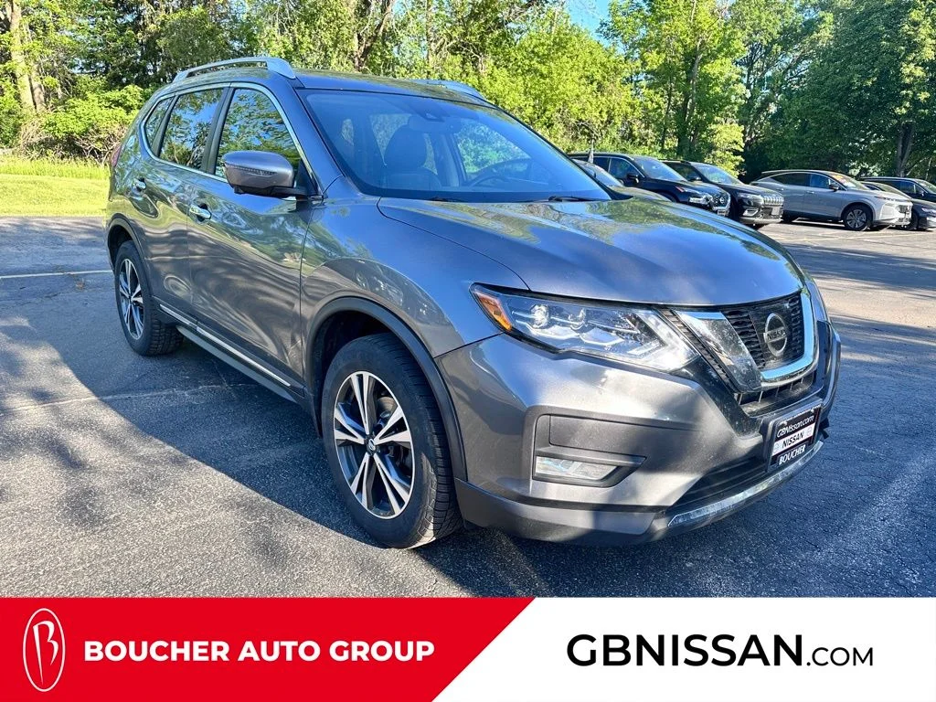 2017 Nissan Rogue SL AWD's photo